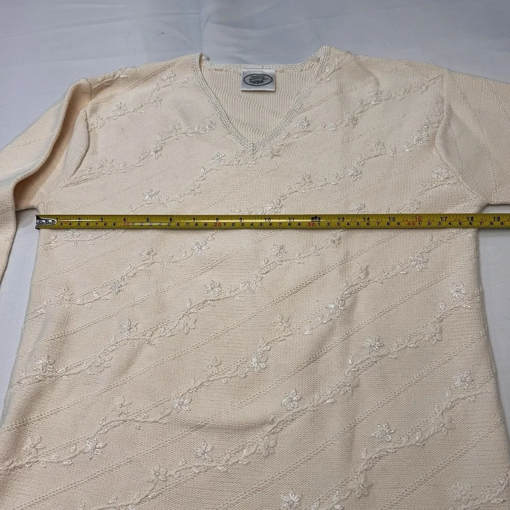 Laura Ashley Small Embroidered Cotton Ivory Floral Sweater Grandmacore Cottage